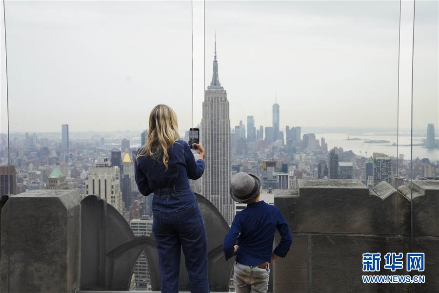 （国际）（7）纽约洛克菲勒中心观景台恢复开放