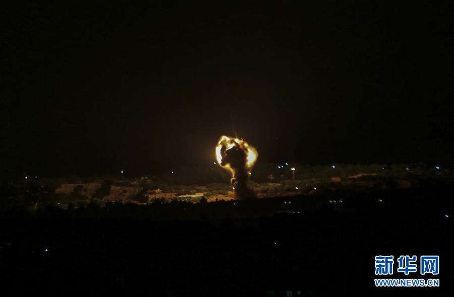 （国际）以军战机轰炸加沙地带哈马斯军事目标