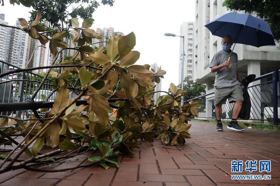 （環境）（5）颱風“海高斯”吹襲香港