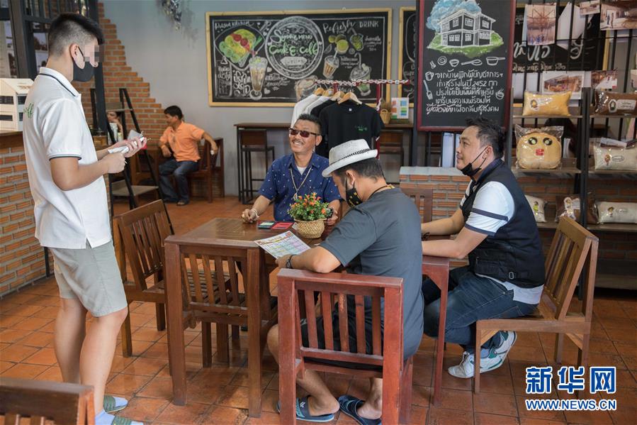 （国际·图文互动）（8）走进泰国社区的“监狱咖啡馆”