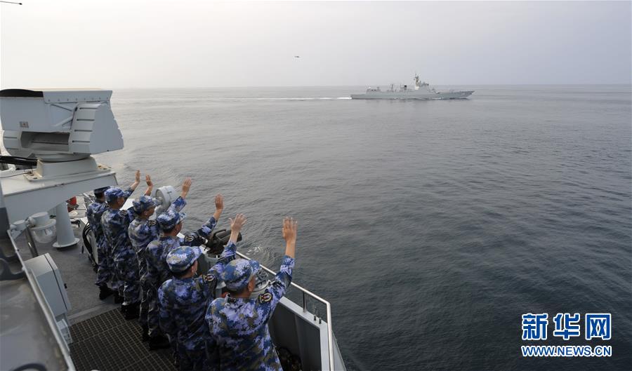 （国际）（2）中国海军第35、36批护航编队在亚丁湾完成任务交接