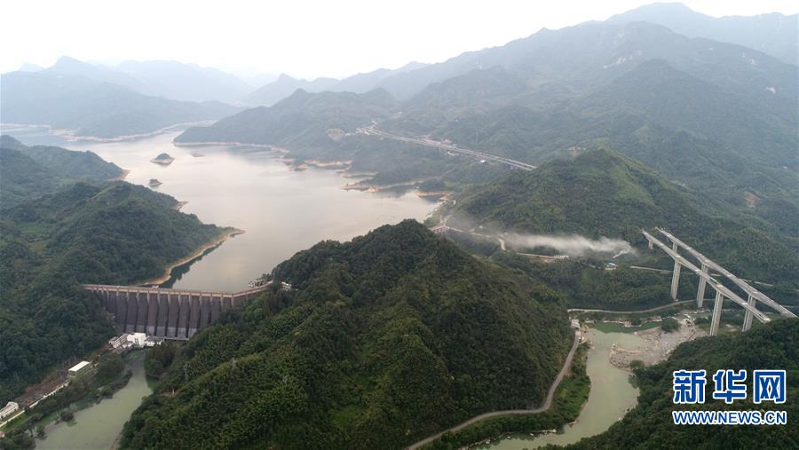 俯瞰磨子潭水库(9月18日摄).