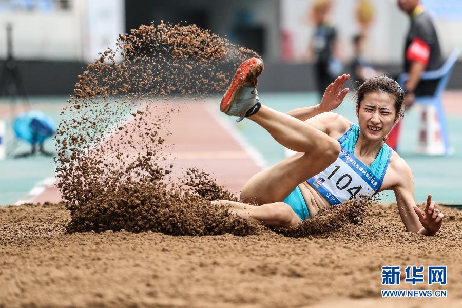世锦赛选拔赛:安徽选手陈婷夺得女子三级跳远冠军