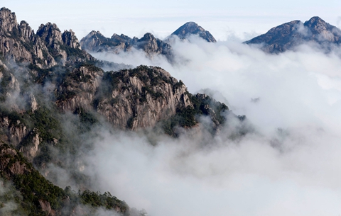 安徽黃山：冬晴萬裏觀雲海