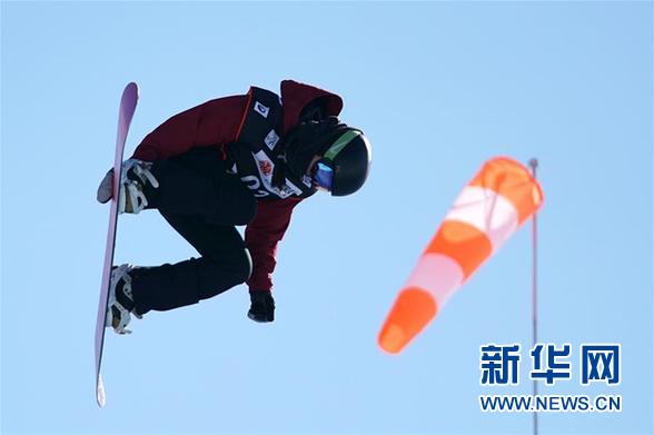 自由式滑雪--单板U型场地世界杯:中国选手刘佳