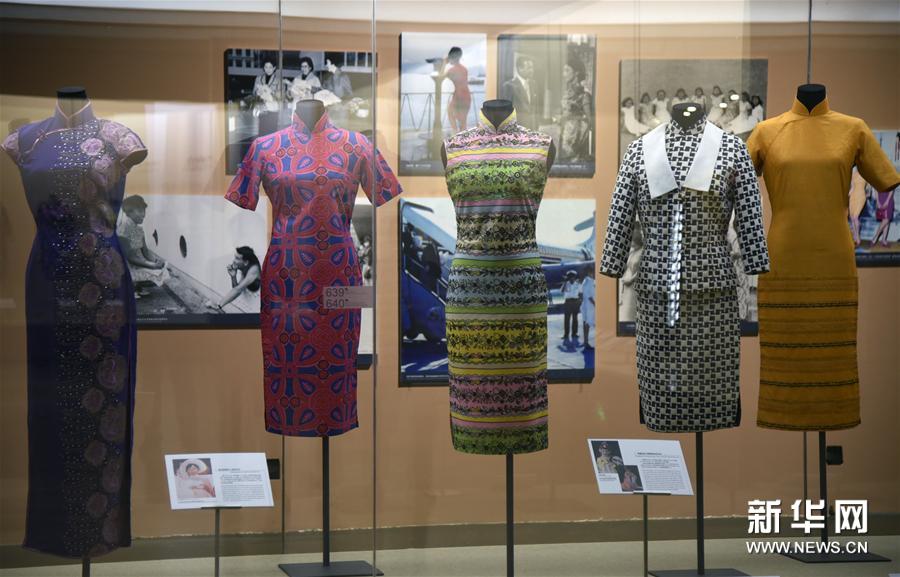 （文化）（3）百年长衫展揭示香港时尚流变