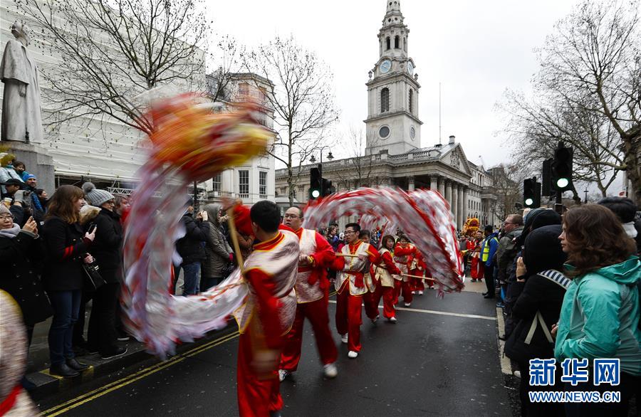 （国际）（4）伦敦举行新春巡游庆祝中国春节