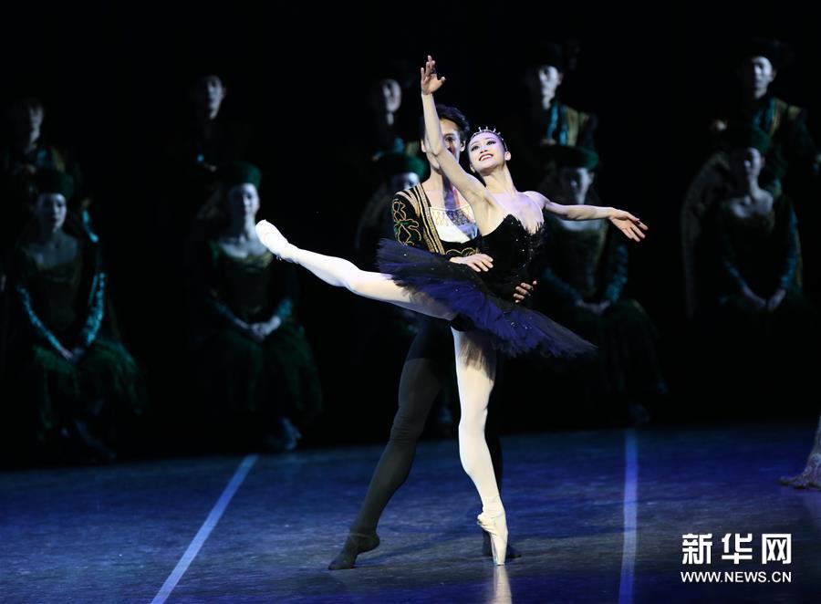 （新华视界）（2）上海芭蕾舞团《天鹅湖》亮相纽约