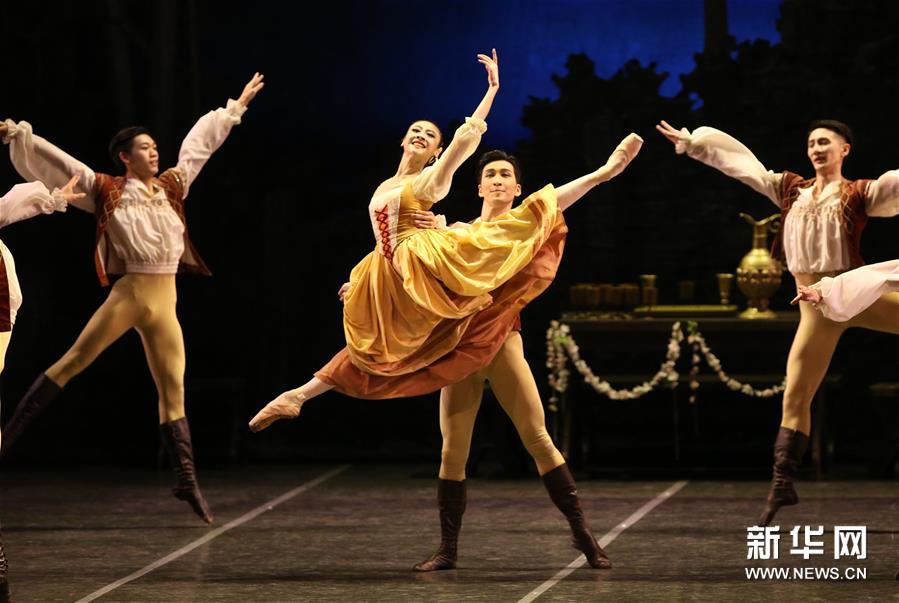 （新华视界）（1）上海芭蕾舞团《天鹅湖》亮相纽约