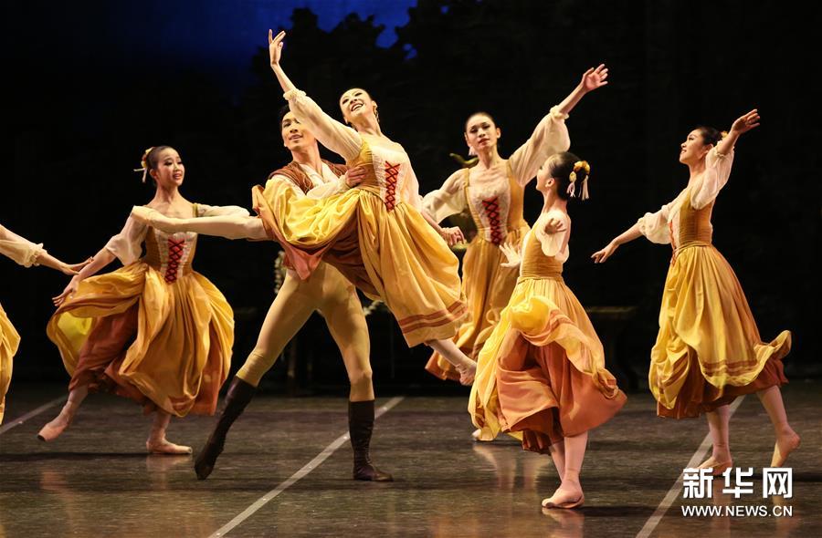 （新华视界）（4）上海芭蕾舞团《天鹅湖》亮相纽约