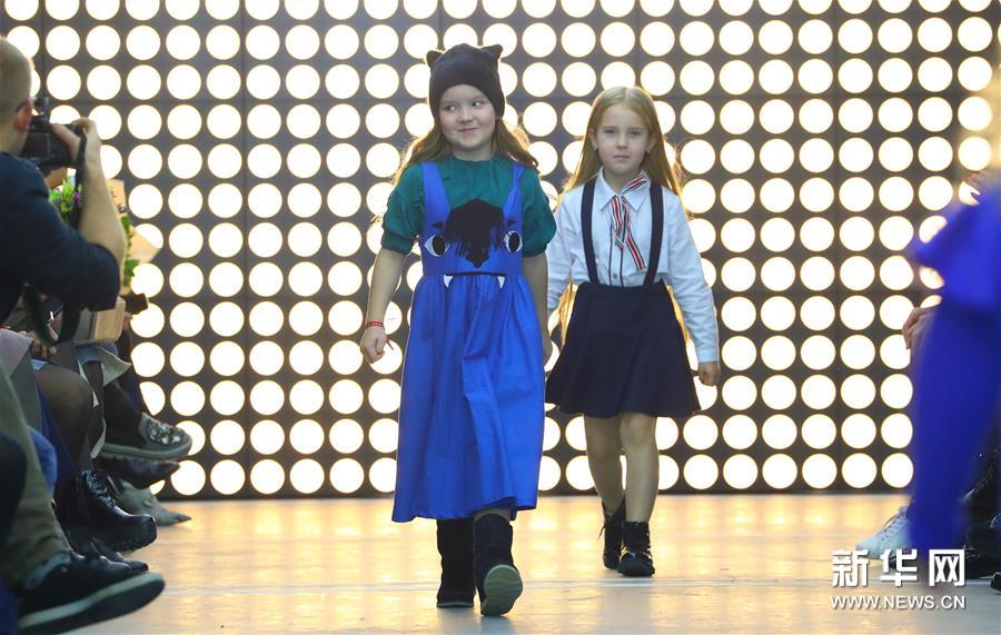（新华视界）（4）童装亮相白俄罗斯时装周