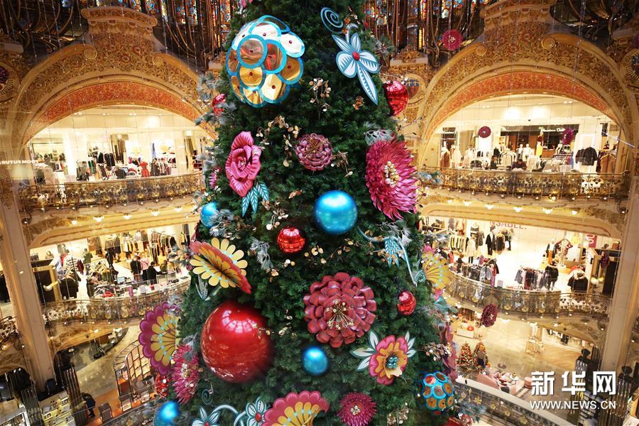 （新華視界）（4）巴黎：“老佛爺”的聖誕樹