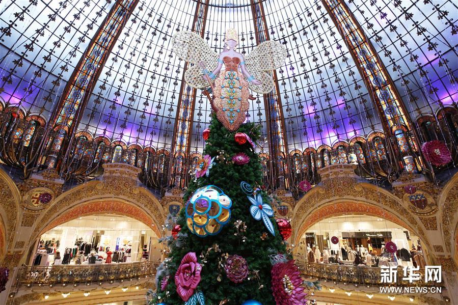 （新華視界）（5）巴黎：“老佛爺”的聖誕樹