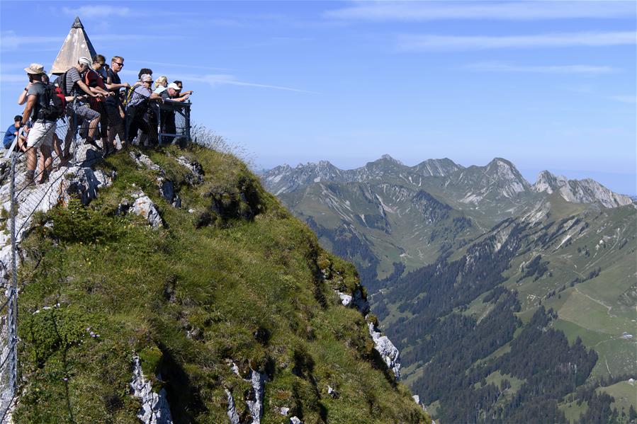 （外代二线）（8）瑞士：登山眺远