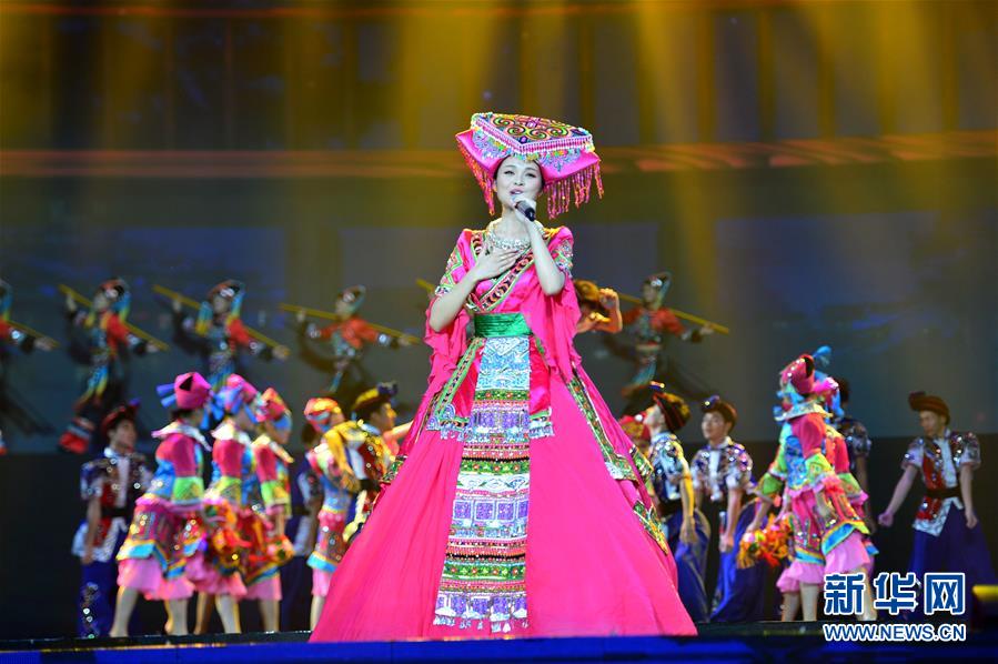 （文化）（3）第19届南宁国际民歌艺术节晚会上演