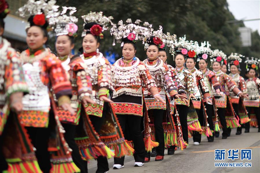 #（社会）（8）贵州丹寨：祭尤节上的多彩苗族盛装