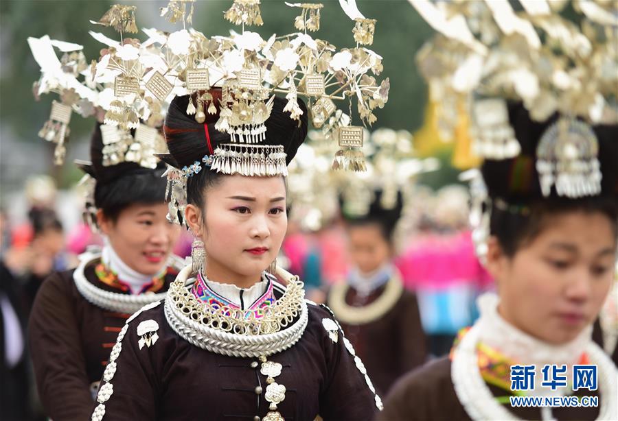 #（社会）（9）贵州丹寨：祭尤节上的多彩苗族盛装