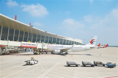郑州机场发送旅客58.8万人次 10月8日起机场大巴调整部分班次