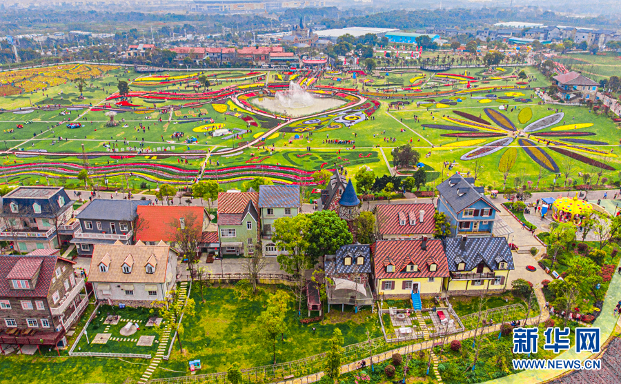 "湖北省首批特色小镇——景绿网红特色小镇","武汉市十大景点"等称号