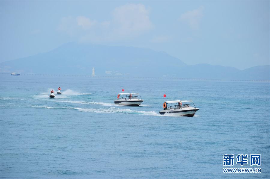 #（新华视界）（5）三亚举行海上应急救援演习
