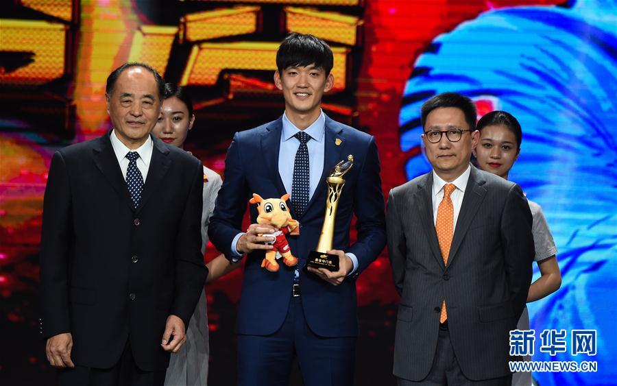 （体育）（8）足球——2018中国平安中超联赛年度颁奖典礼举行