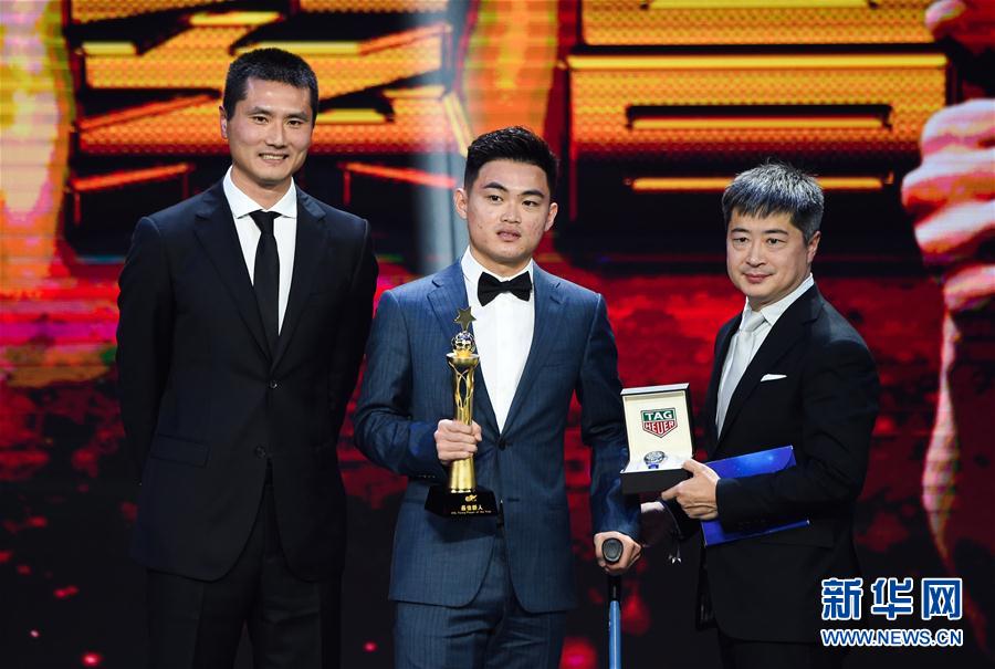 （体育）（14）足球——2018中国平安中超联赛年度颁奖典礼举行
