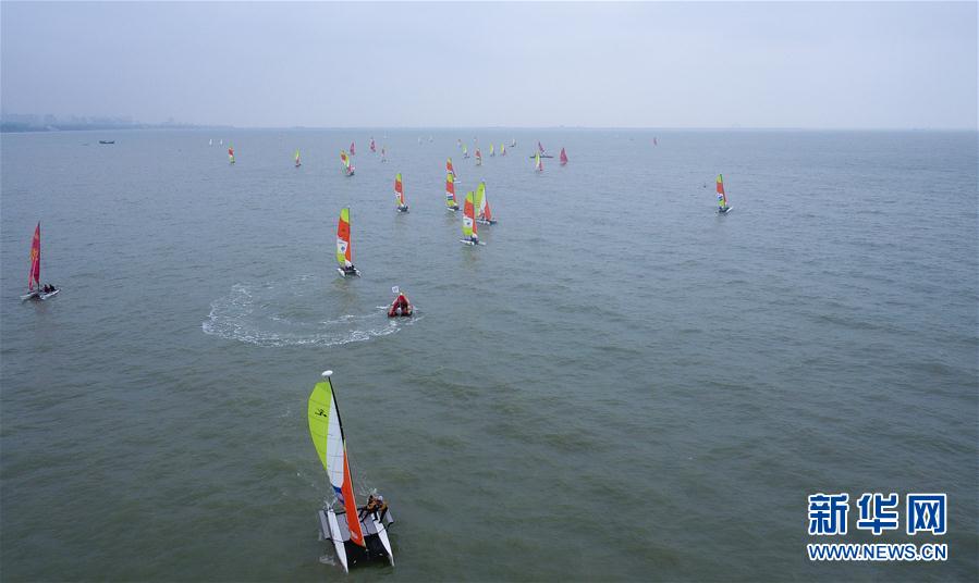 （体育）（3）帆船——中国家庭帆船赛总决赛海口开赛