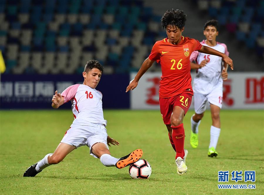 （体育）（4）足球——2019海口国际青年锦标赛：中国U15不敌伊朗U15
