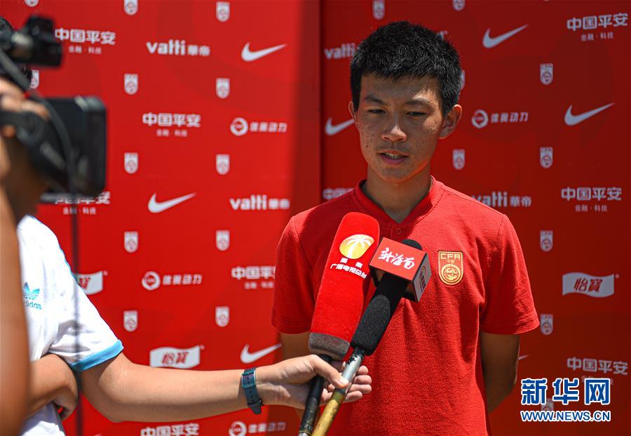 （体育）（8）中国男足U16海口集训 备战巴林亚少赛