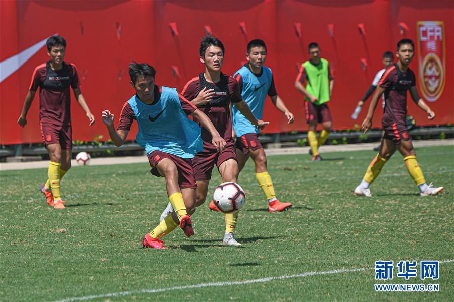 （体育）（16）中国男足U16海口集训 备战巴林亚少赛