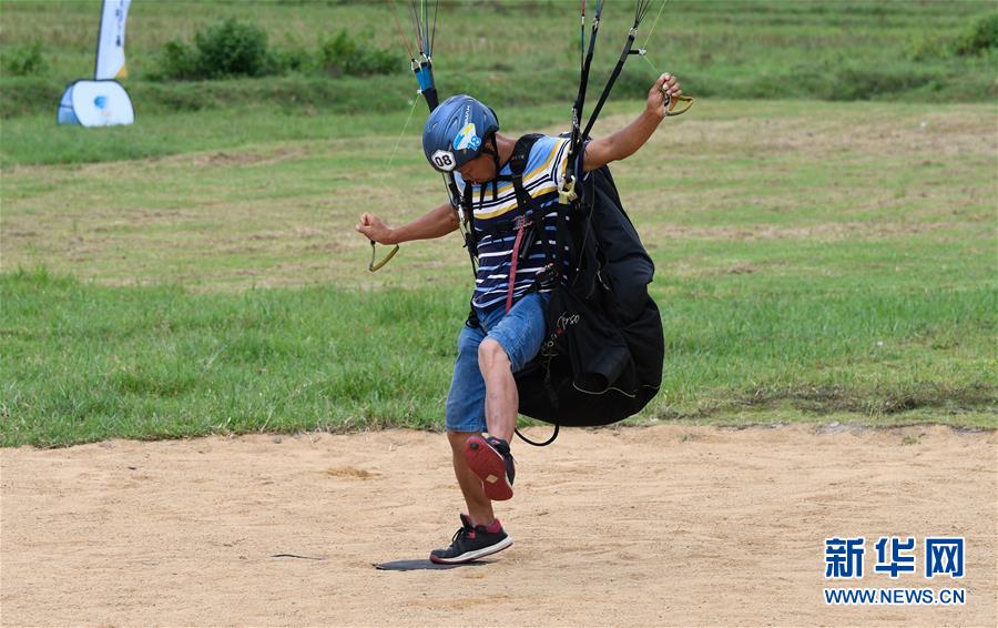 （體育）（2）2020年環海南島飛行大賽滑翔傘定點賽落幕
