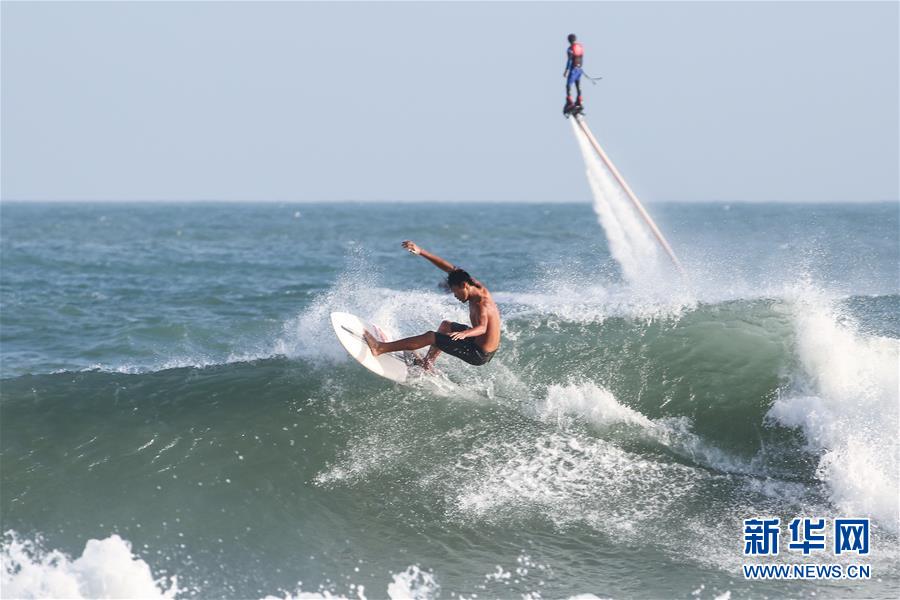 （体育）（4）冲浪——国家冲浪队在万宁举行开放日活动