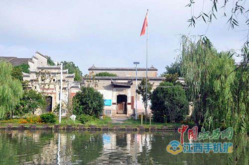 南昌县三江镇后万自然村:800年历史古村旧貌换