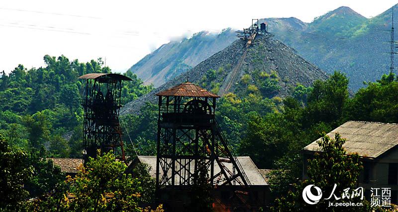 高坑煤矿始建于1946年，1954年续建，1957年投产，1979年完成改扩建工程。（资料图 袁鹏/摄）