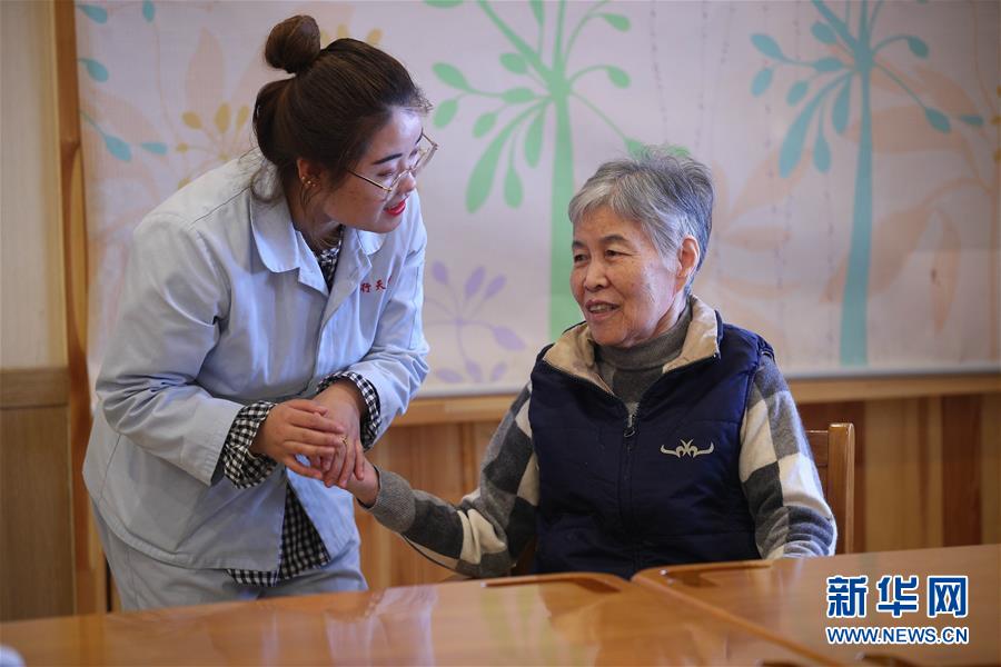 （漫话图说）（2）辽宁沈阳：居家养护中心构建特色养老体系
