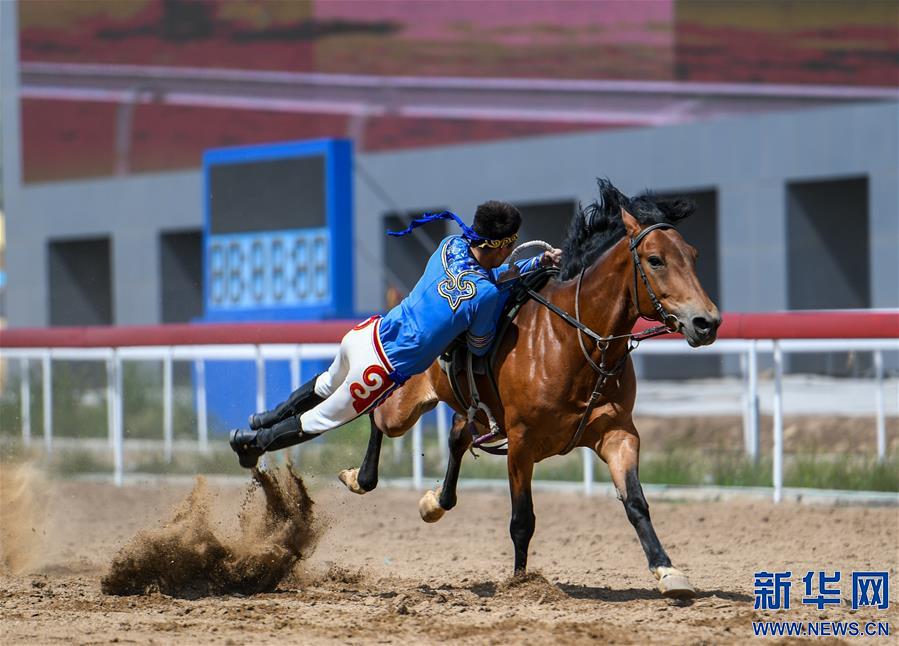 （社会）（2）中国·内蒙古马赛暨第六届内蒙古国际马术节在呼和浩特开幕