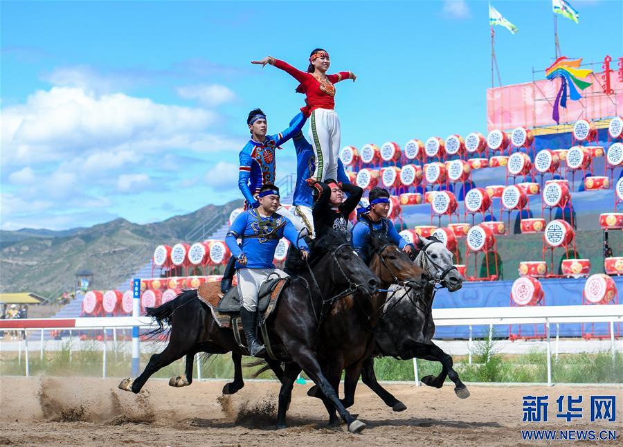 （社会）（3）中国·内蒙古马赛暨第六届内蒙古国际马术节在呼和浩特开幕