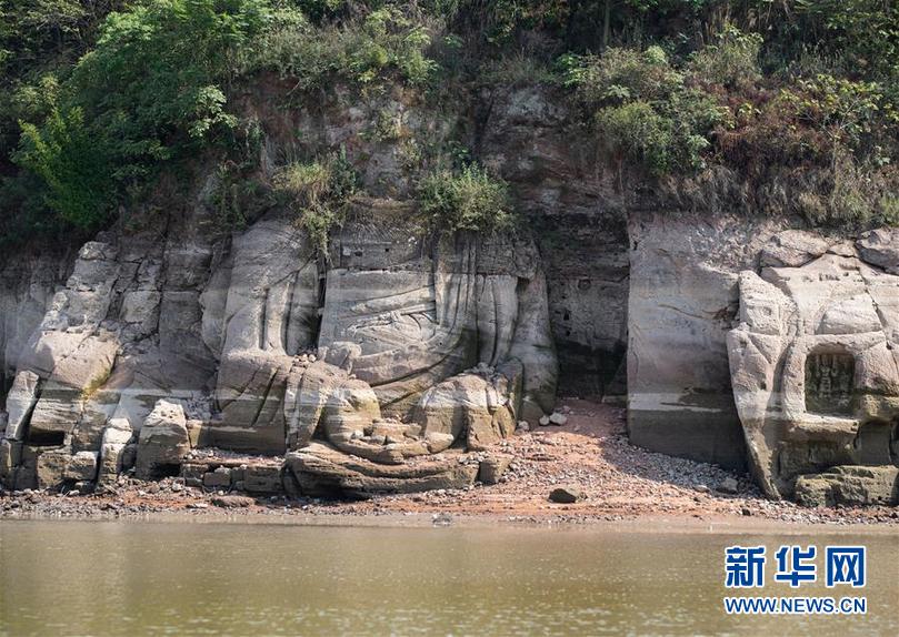 （新華視界）（2）四川仁壽：唐代摩崖造像露出水面