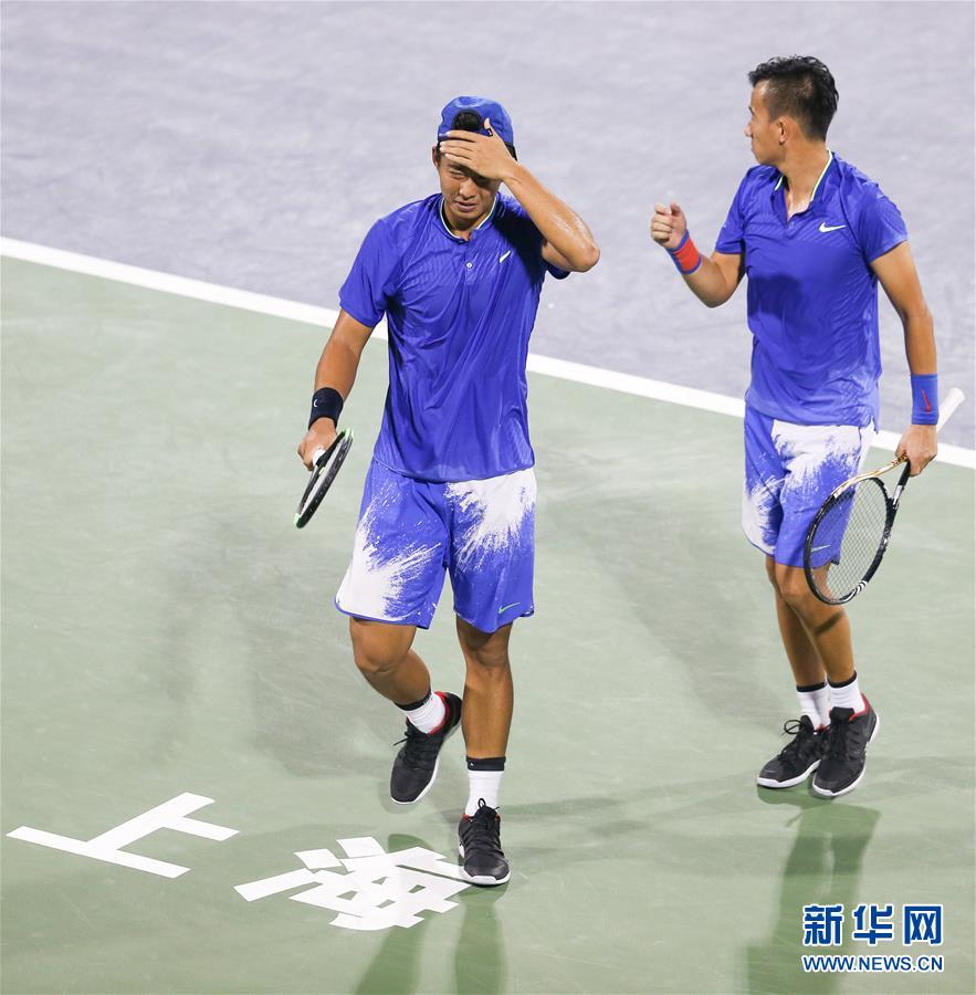 （体育）（1）网球——上海大师赛：公茂鑫/张择男双首轮出局