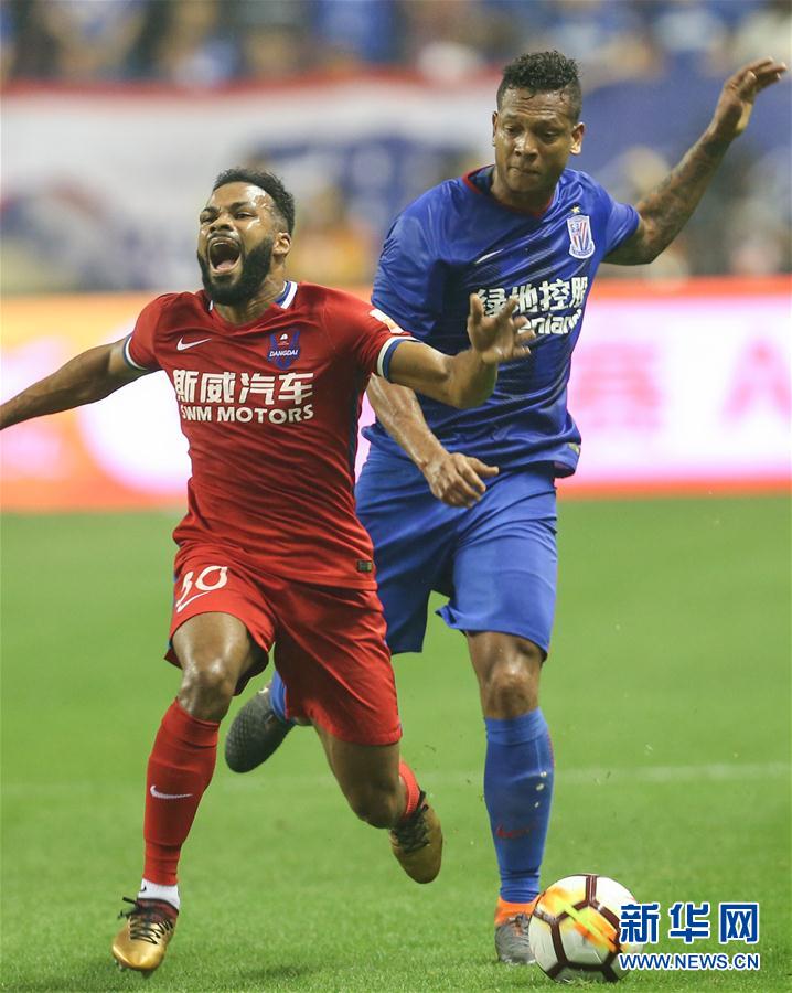 （体育）（6）足球——中超：上海绿地申花胜重庆斯威