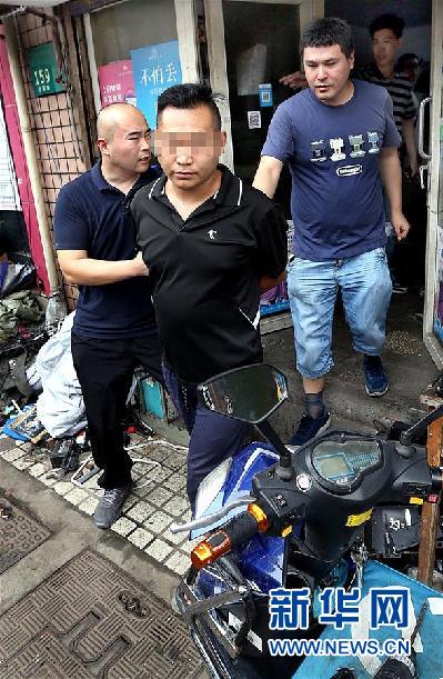 （法治）（1）上海警方严打“盗三车”团伙