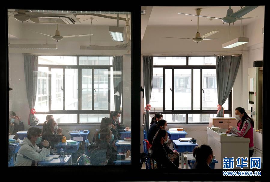 （教育）（5）上海高三初三学生返校开学