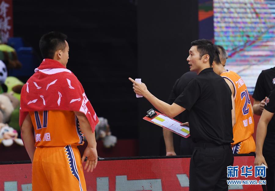 （新华视界）（1）篮球——CBA复赛第一阶段：北京首钢胜上海久事