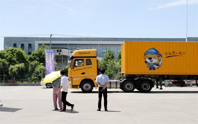 上海：无人驾驶重型卡车开始路测