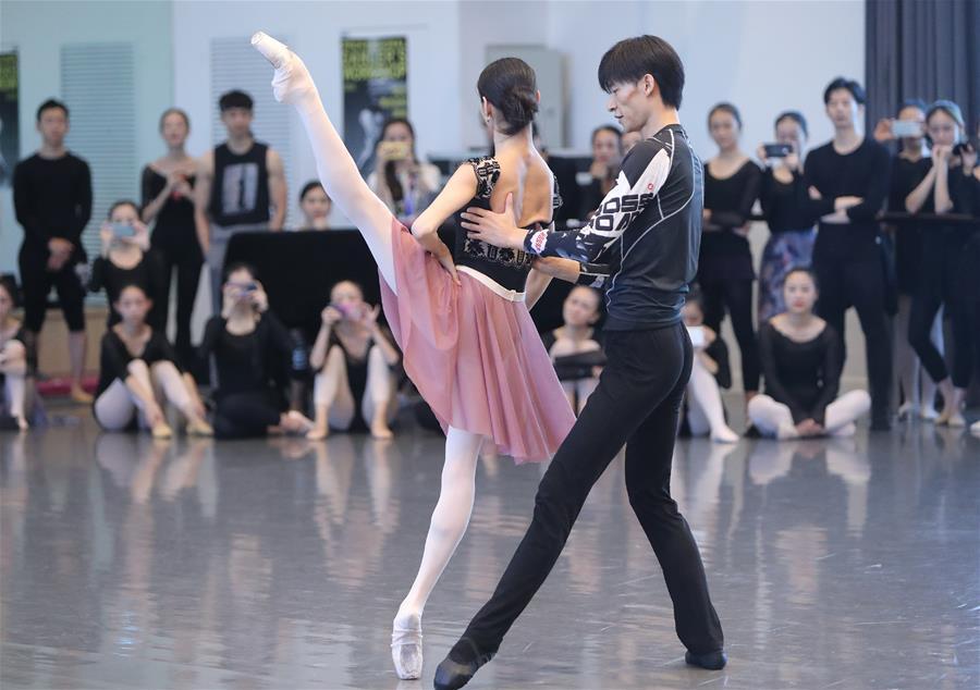 “2018顶尖舞者巡回课堂”活动在上海举行