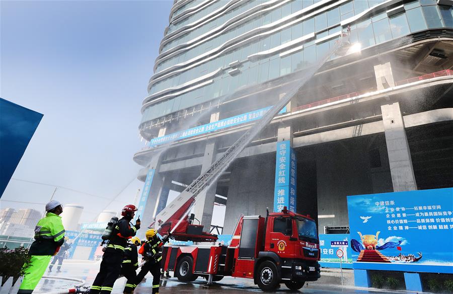 上海举行建设工程事故应急处置综合演练