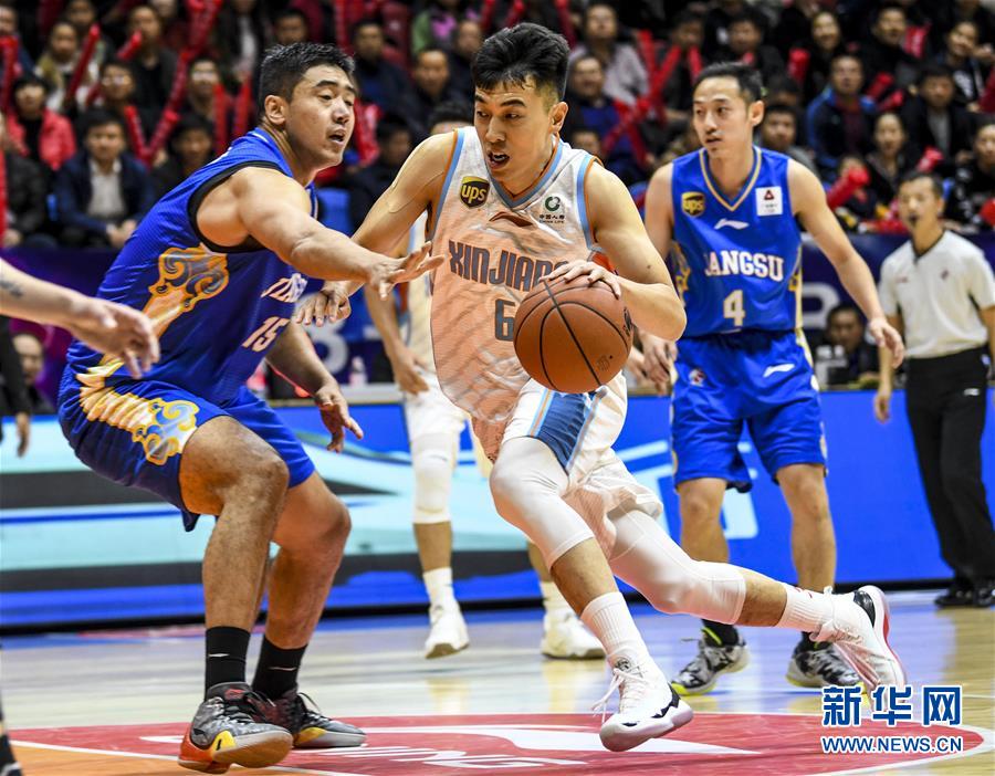 篮球--CBA:新疆广汇汽车对阵江苏苏州肯帝亚