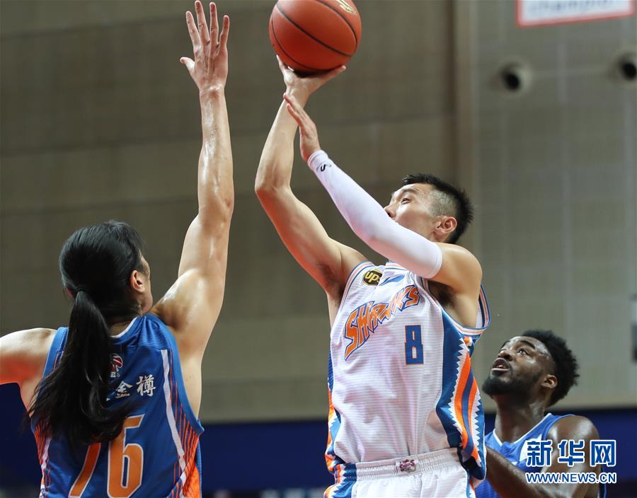 （体育）（5）篮球——CBA：上海哔哩哔哩胜四川五粮金樽