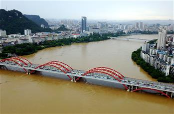 广西柳江迎来今年首个超警戒水位洪峰