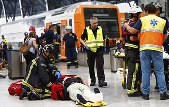 西班牙巴塞羅納發生列車事故造成48人受傷